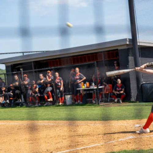 ECU Softball 4/25 Photo