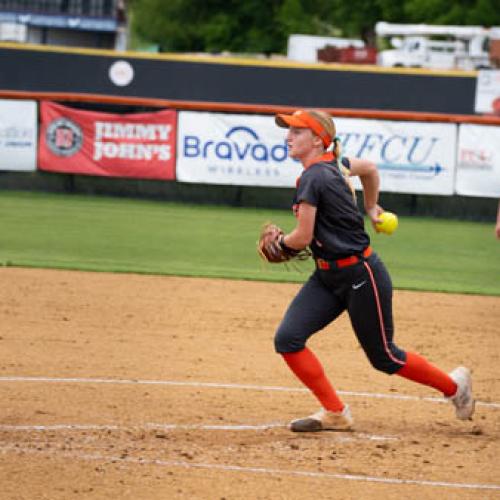 ECU Softball 4/25 Photo