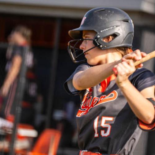 ECU Softball 4/25 Photo