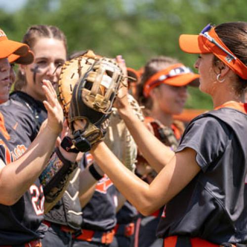 ECU Softball 4/25 Photo