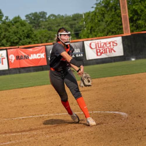 ECU Softball 4/25 Photo