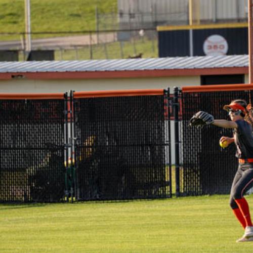 ECU Softball 4/25 Photo