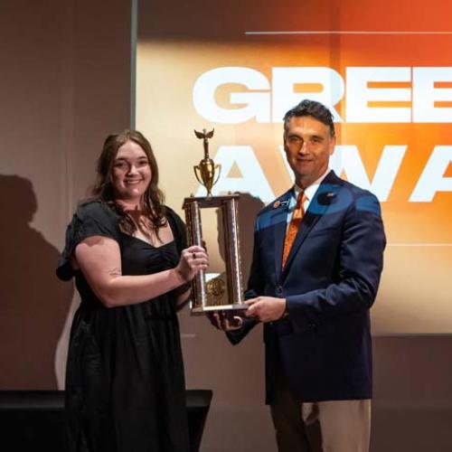 Greek Awards 4.4.25 Photo