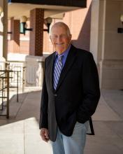 David Schallhorn Distinguished Faculty Photo
